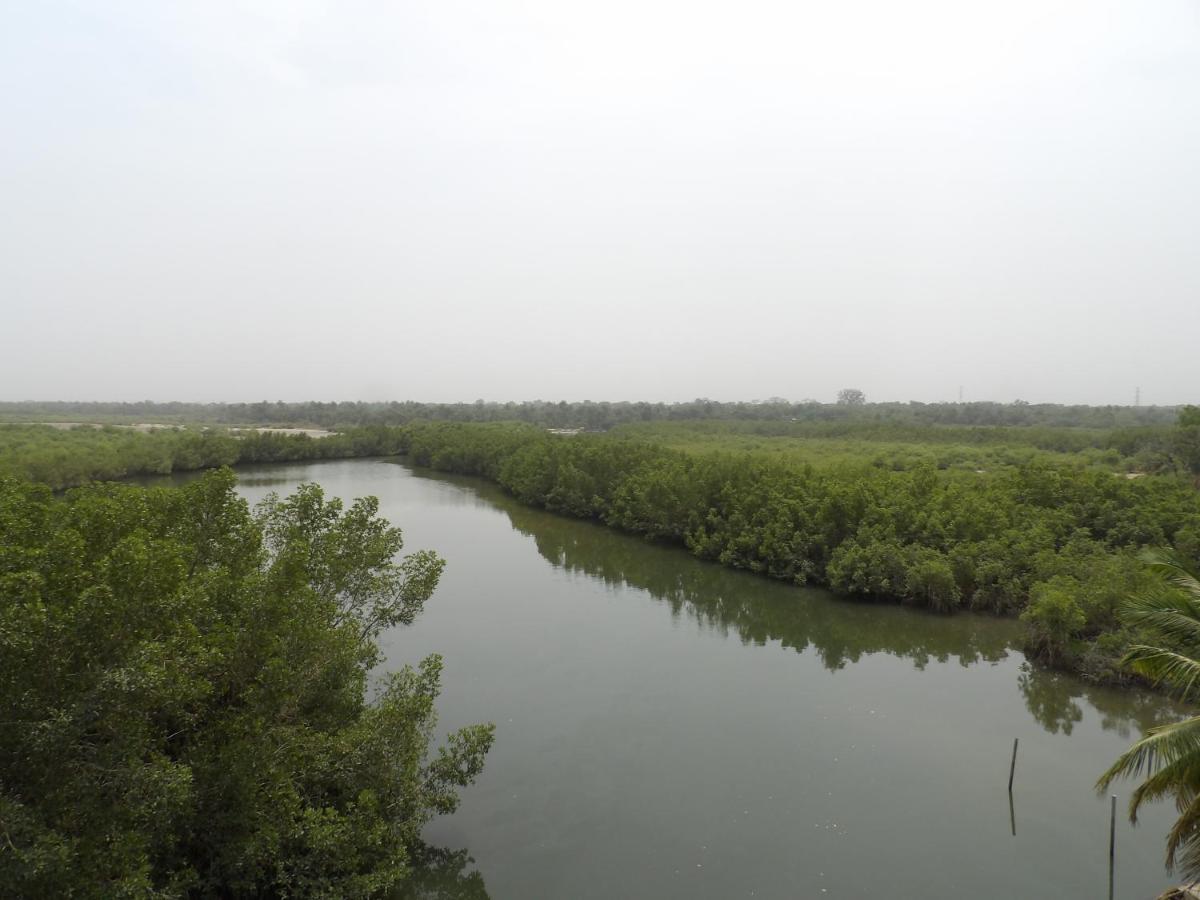 Pombo Kunda Villa Sanyang Buitenkant foto